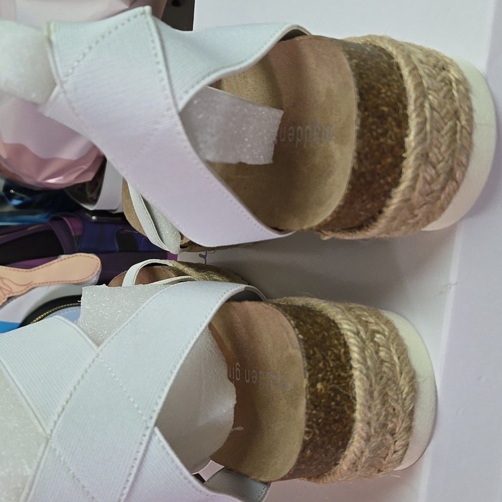 Madden Girl Carly White Espadrille 8 Women New In Box - Picture 6 of 7